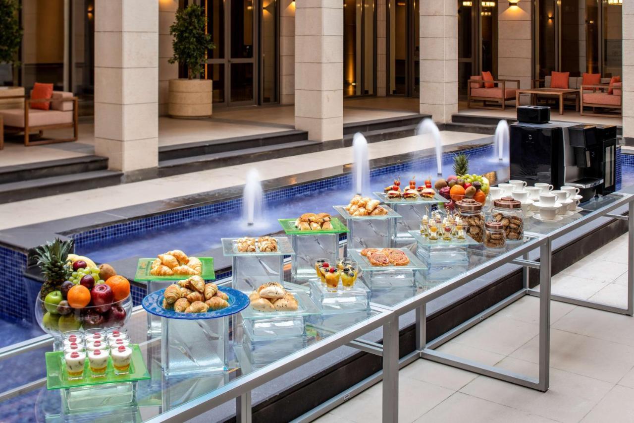 Doubletree Suites By Hilton - Riyadh Financial District Riade Exterior foto