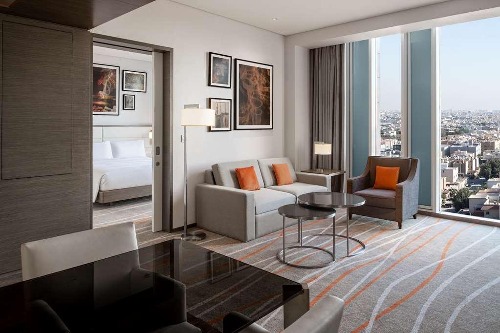 Doubletree Suites By Hilton - Riyadh Financial District Riade Quarto foto