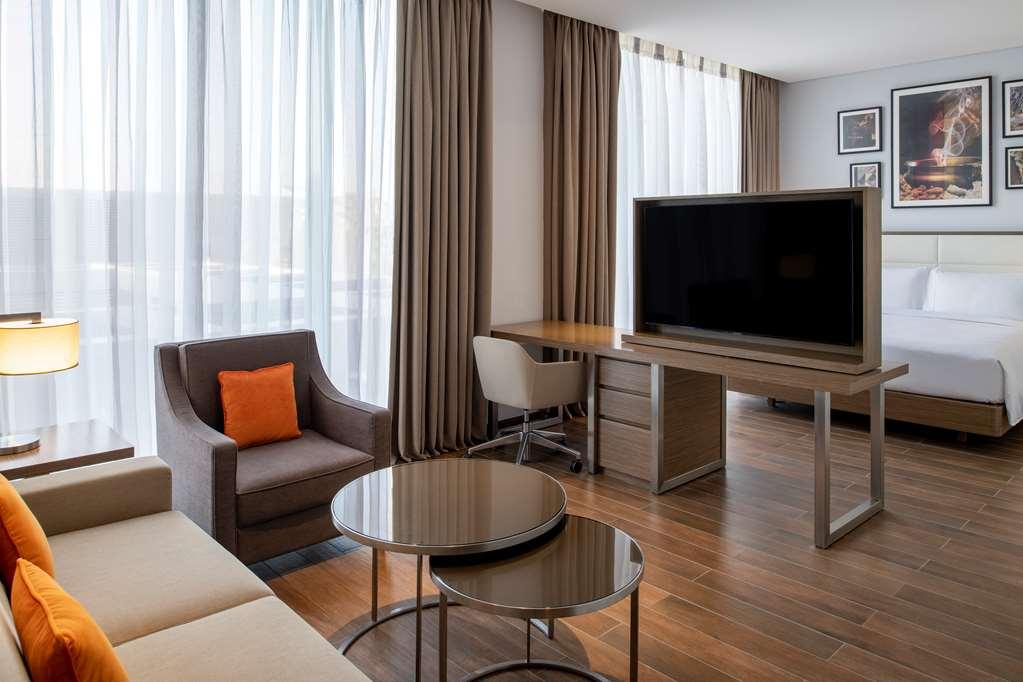 Doubletree Suites By Hilton - Riyadh Financial District Riade Quarto foto