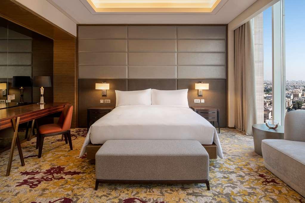 Doubletree Suites By Hilton - Riyadh Financial District Riade Quarto foto