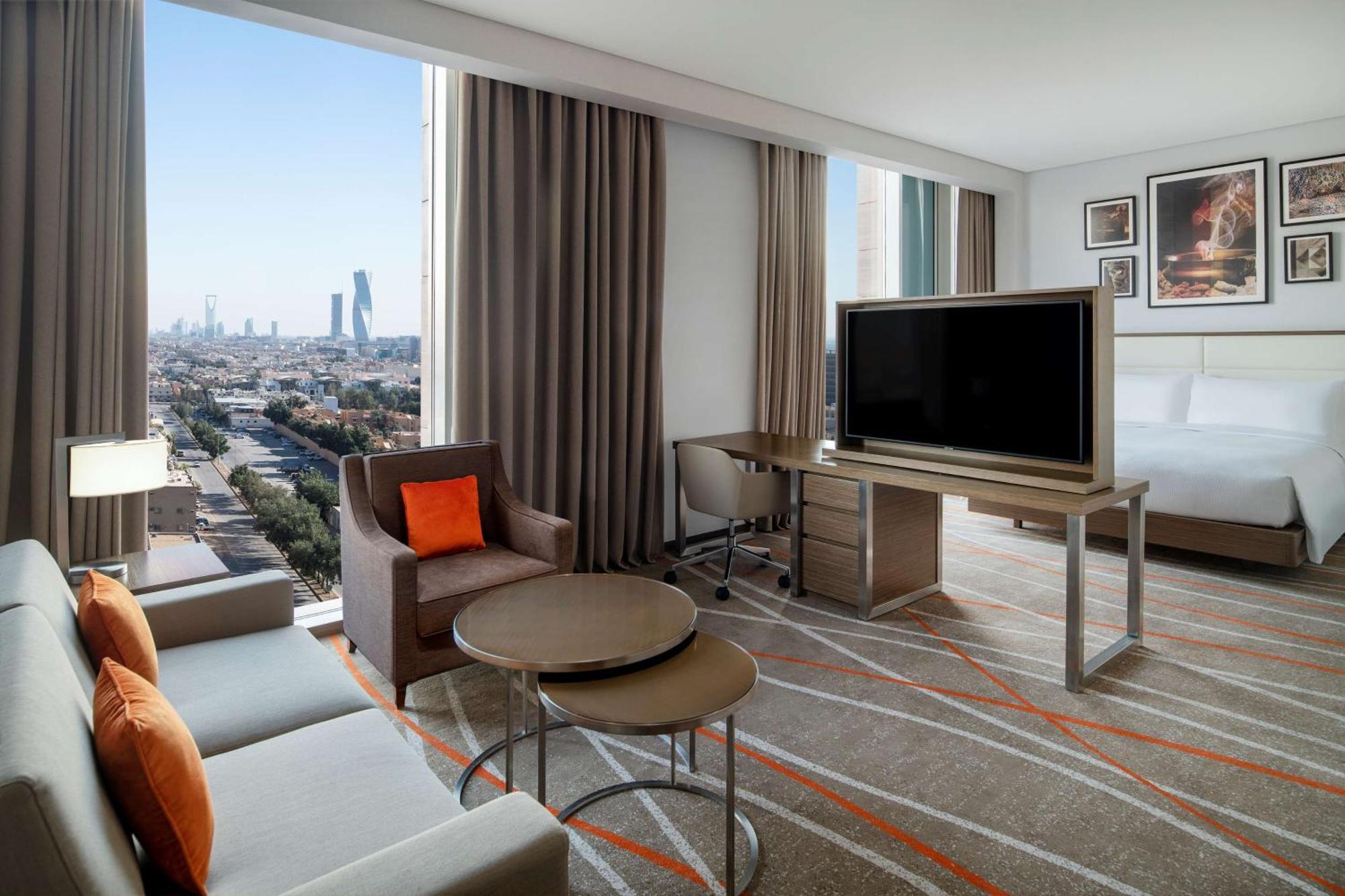 Doubletree Suites By Hilton - Riyadh Financial District Riade Exterior foto